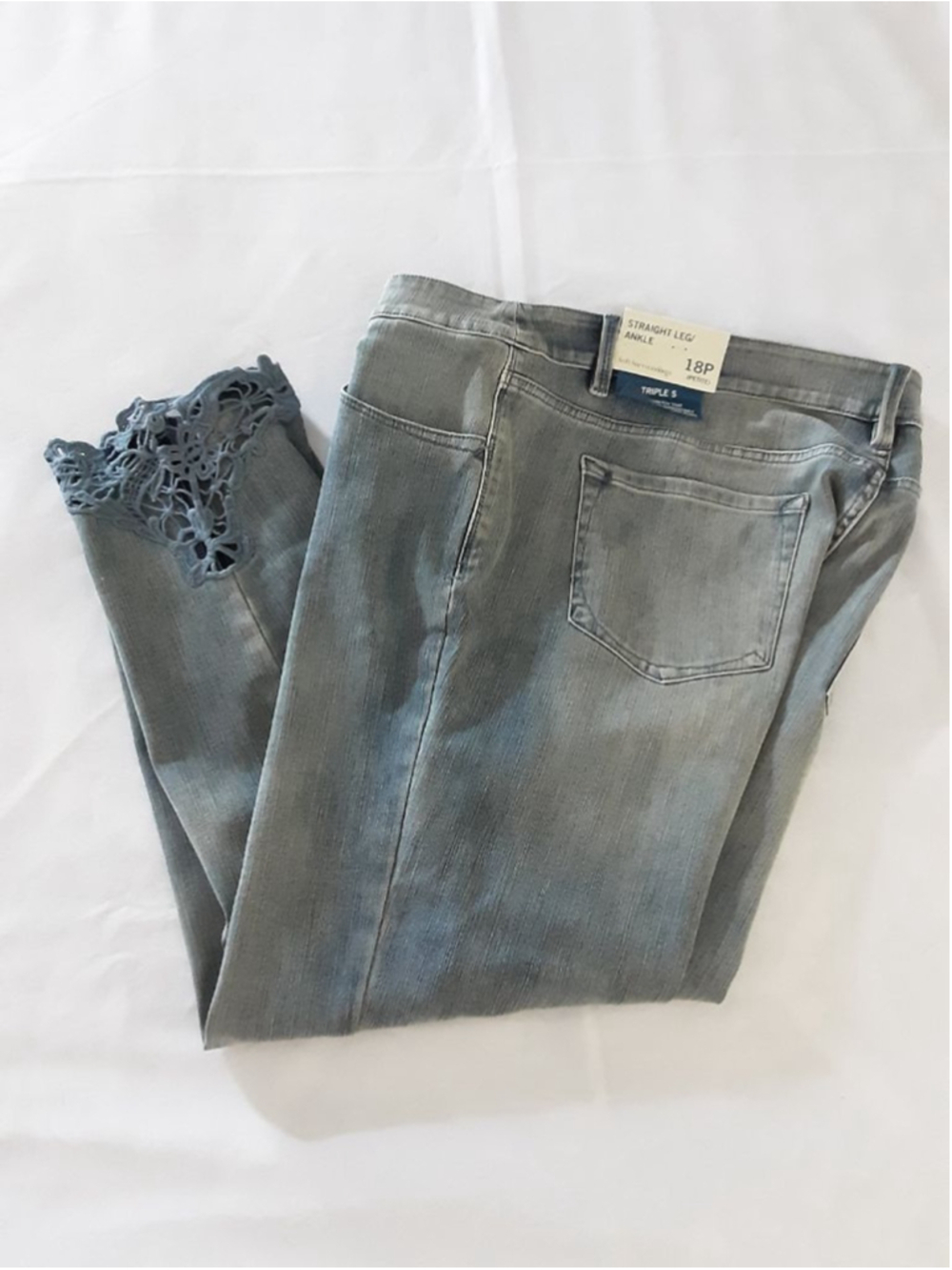 Women's Soft Surroundings Straight Leg Ankle Jeans 18P Gray with Blue Lace